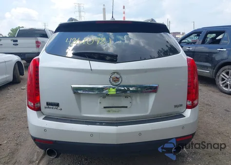 2015 Cadillac Srx Performance Collection z USA, uszkodzony, nr VIN 3GYFNFE32FS619342
